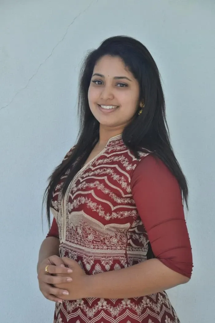 Beautiful Telugu Girl Himansee In Maroon Gown